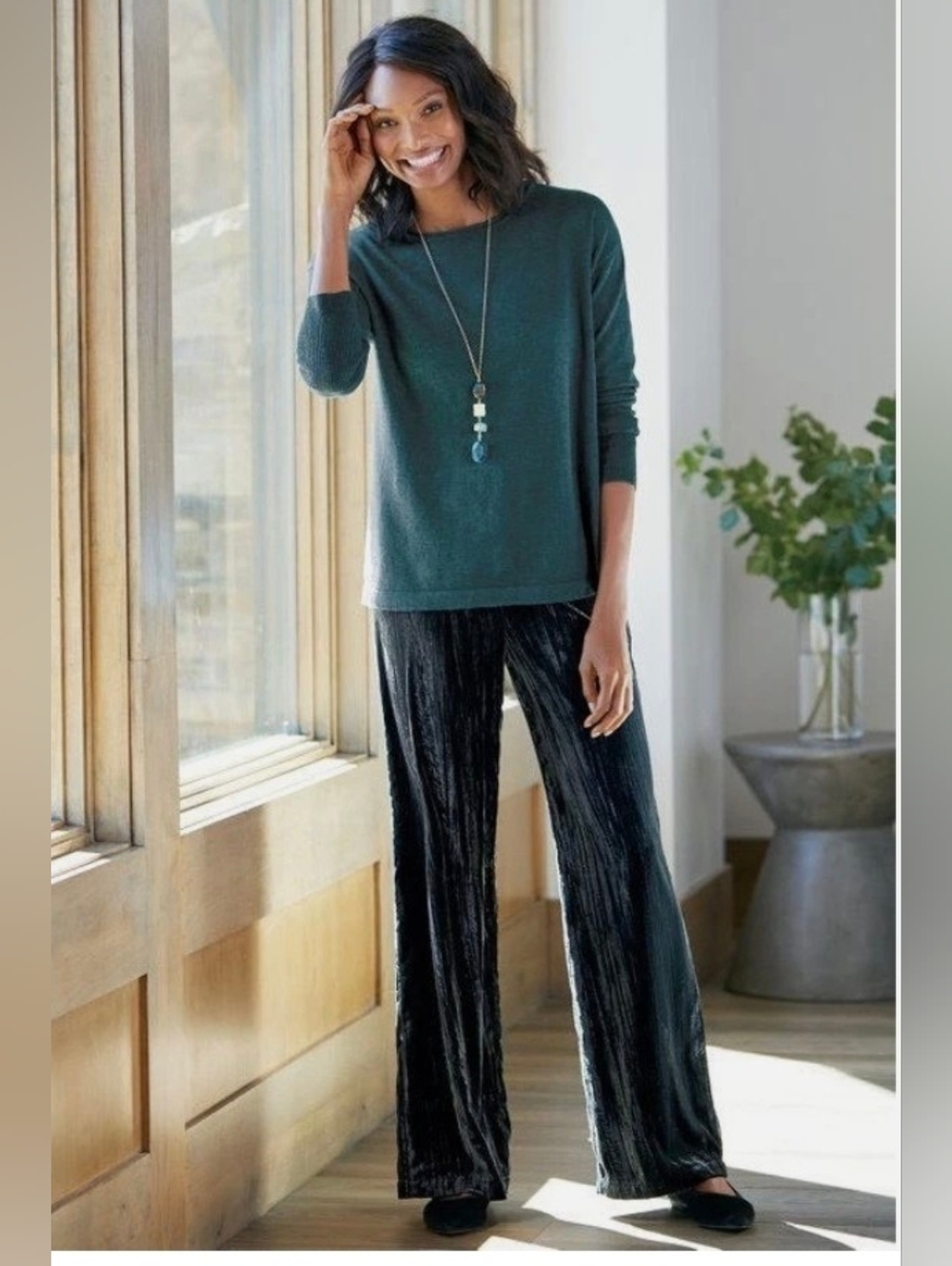 Soft Surroundings Black Crushed Velvet Wide Leg Pants Medium NWT *Q - Picture 2 of 9